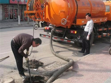 高台清掏化粪池，健康生活从这里开始